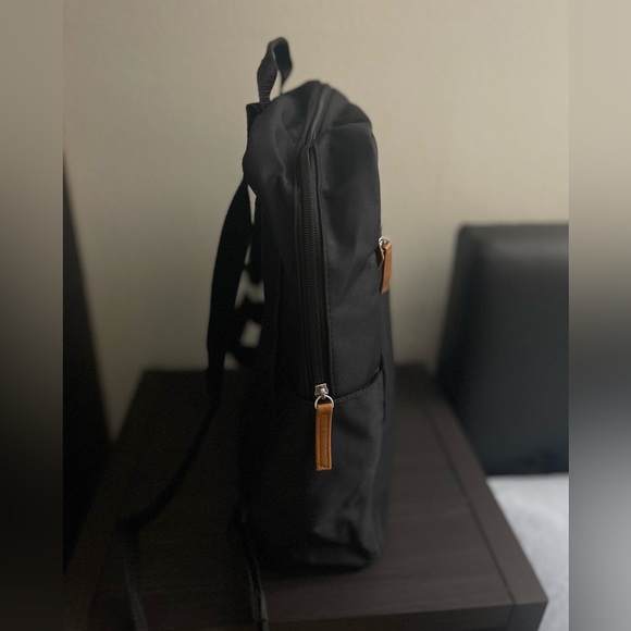 Backpack - Picture 7 of 11